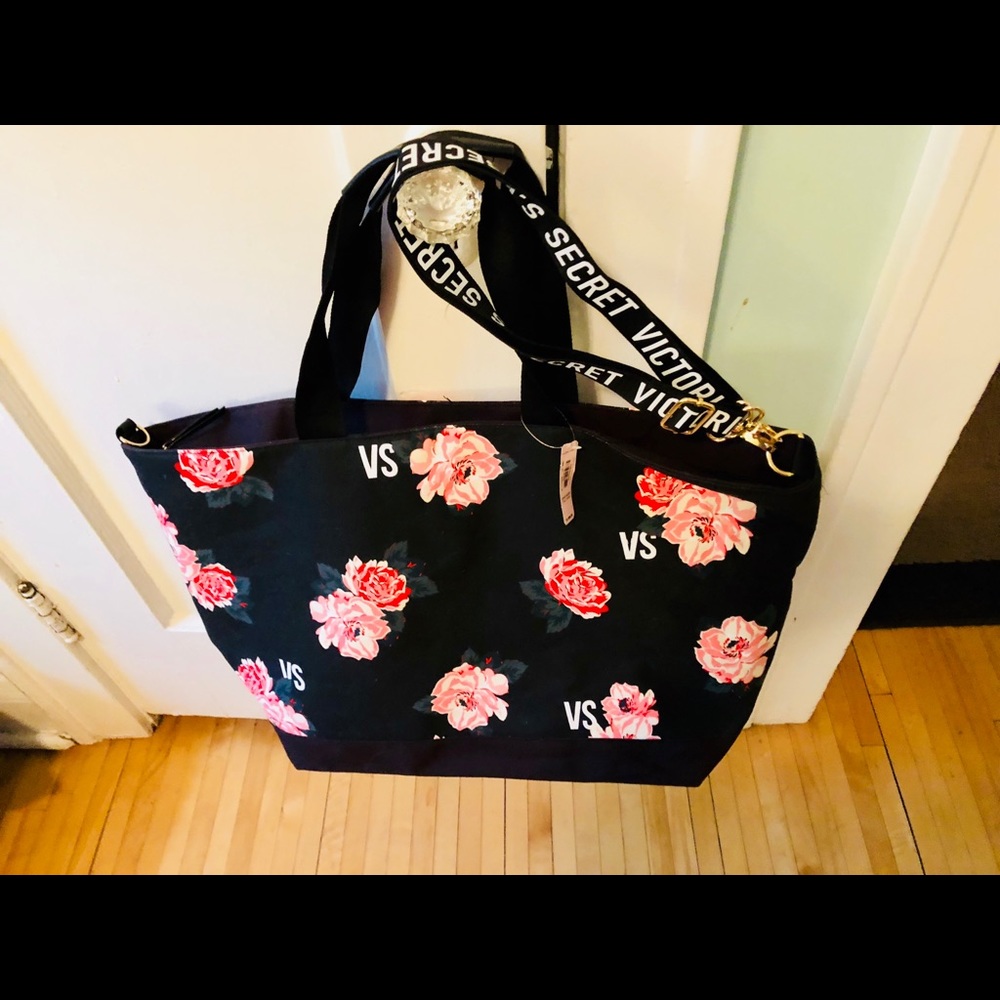 NWT Victoria Secret Shoulder Bag